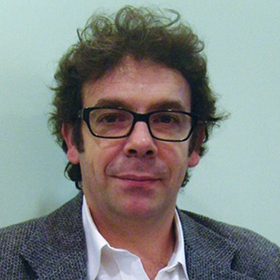 Dr. Martín Becerra