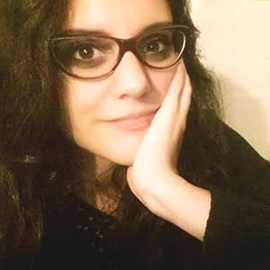 Esp. Mariela Balbazoni